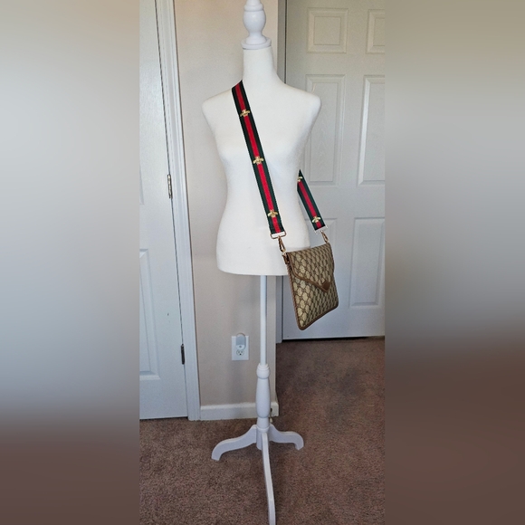 Authentic GUCCI Monogram GG Ophidia Clutch Crossbody - Picture 10 of 11